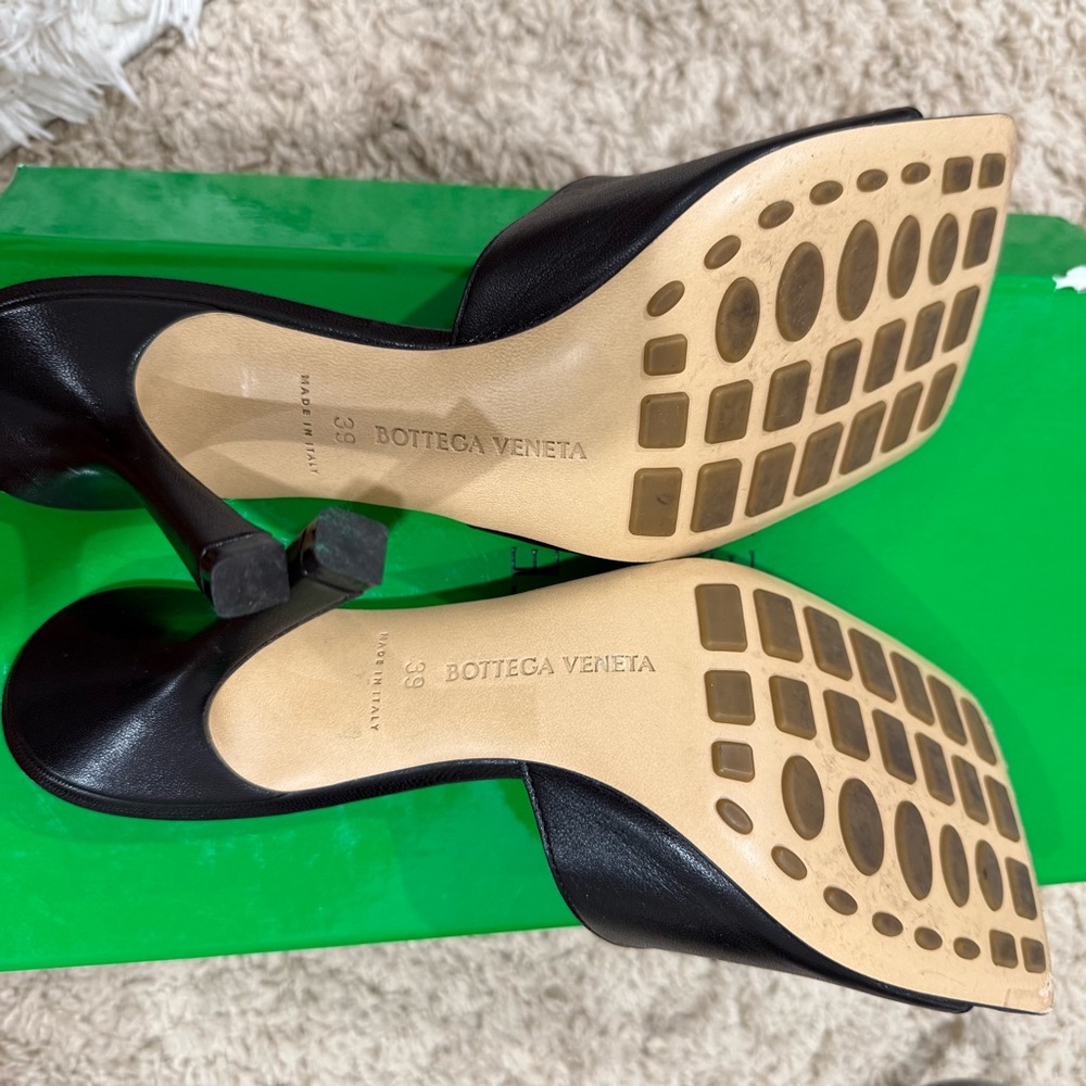 Bottega Veneta stretch mule